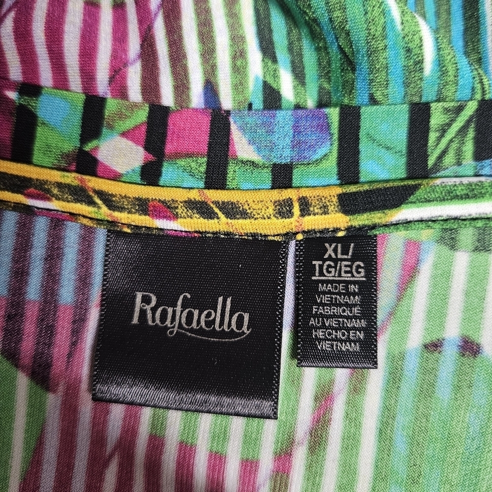 Colorful Abstract Women's Top - Picture 2 of 9